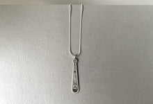 Charger l'image dans la galerie, Pendentifs en Argent - Connexion Micro-Macro