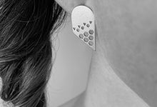 Charger l'image dans la galerie, Boucles d'oreilles clous en argent - Lifetime Arch - Ella